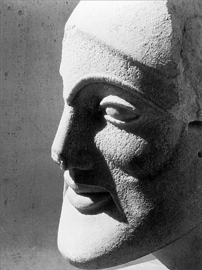 Το αρχαίο μεγαλείο σε άσπρο – μαύρο