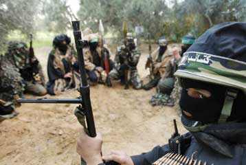 Δύο ρουκέτες και σποραδικά πυρά από Παλαιστίνιους στη Γάζα | tovima.gr