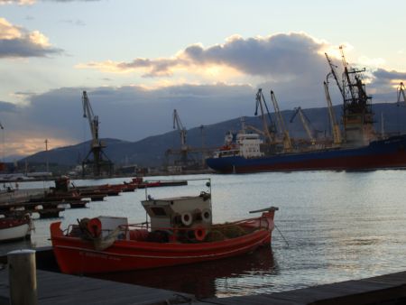 Νεκρή μία 51χρονη από προσάραξη σκάφους στο Βόλο