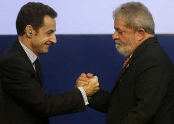 Στενή συνεργασία Βραζιλίας-ΕΕ αποφάσισαν Σαρκοζί και Λούλα ντα Σίλβα