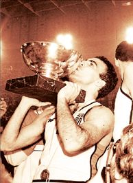 1979, Νίκος Γκάλης: Ο παίκτης που άλλαξε την  πορεία του ελληνικού μπάσκετ | tovima.gr