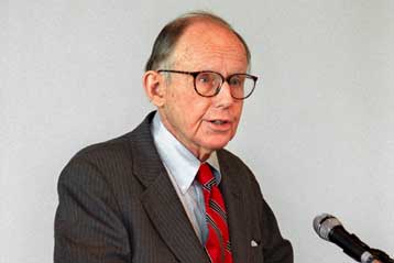 Πέθανε ο συγγραφέαςτης «Σύγκρουσης των Πολιτισμών»Σάμιουελ Χάντινγκτον