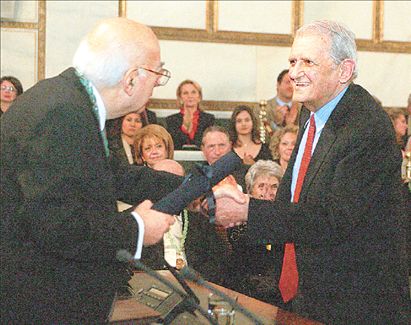 Η Ακαδημία βράβευσε τις επιστήμες και το ήθος