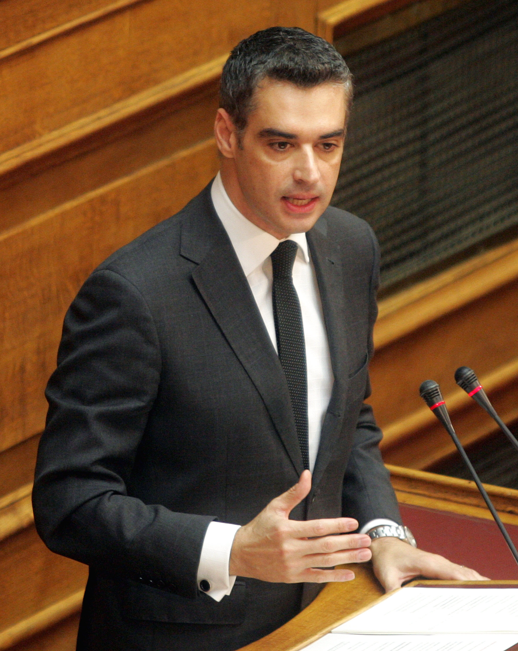 Αρης Σπηλιωτόπουλος: Το 80% των Αθηναίων αποδοκιμάζουν τον Καμίνη