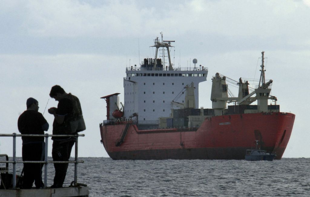 Μέτρα από το Πεντάγωνο μετά την κατάσχεση εμπορικού πλοίου από το Ιράν