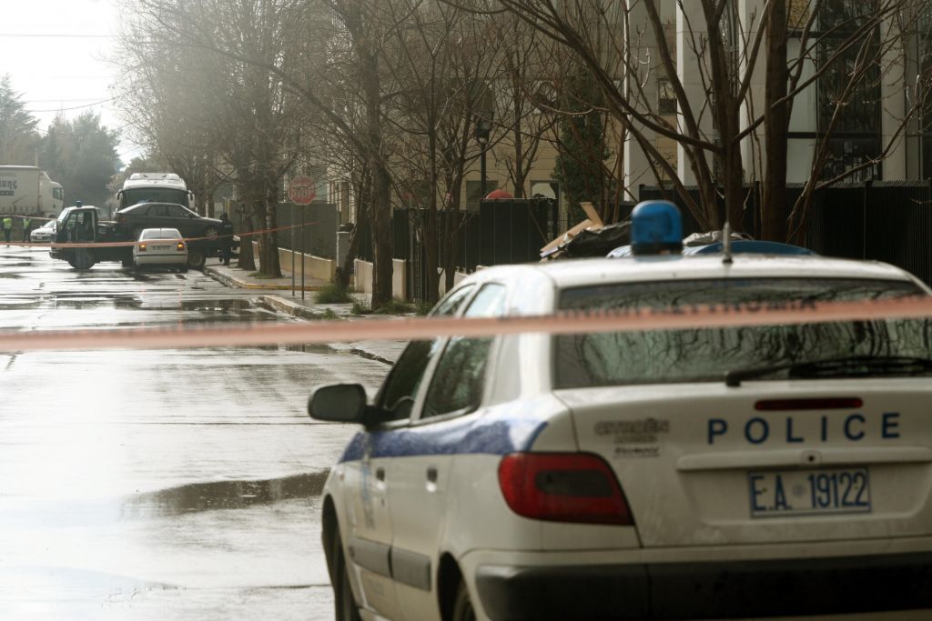 Νέα Ερυθραία: Πυροβολισμοί έξω από μπαρ τα μεσάνυχτα της Κυριακής