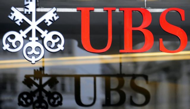 Η UBS ανακτά την εμπιστοσύνη της αγοράς