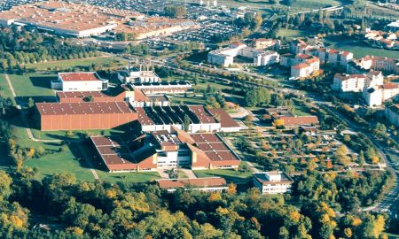 Η Pillarstone πιάνει δουλειά στη Famar