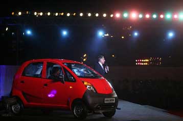 Παρουσιάζεται και επίσημα το φτηνότερο ΙΧ στον κόσμο από ινδική αυτοκινητοβιομηχανία | tovima.gr