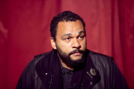 Δίμηνη φυλάκιση για αντισημιτισμό στον γάλλο κωμικό Ντιεντονέ