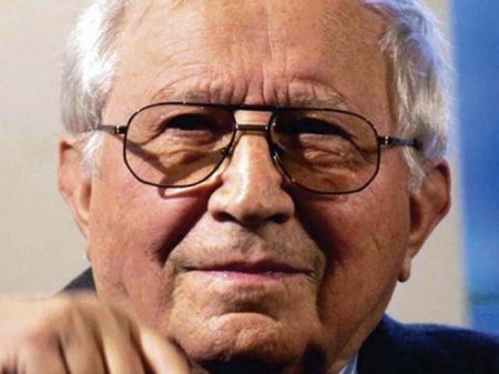 «Έφυγε» ο πολωνός λογοτέχνης Ταντέους Ρούζεβιτς