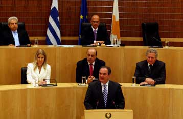 Τις ελληνικές θέσεις για το Κυπριακό παρουσιάζει ο Κ.Καραμανλής