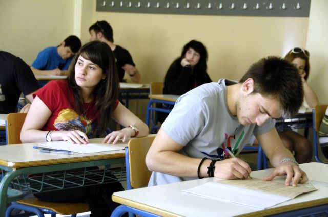 Νέες διευκρινίσεις για βαθμολόγηση εξετάσεων στο Λύκειο