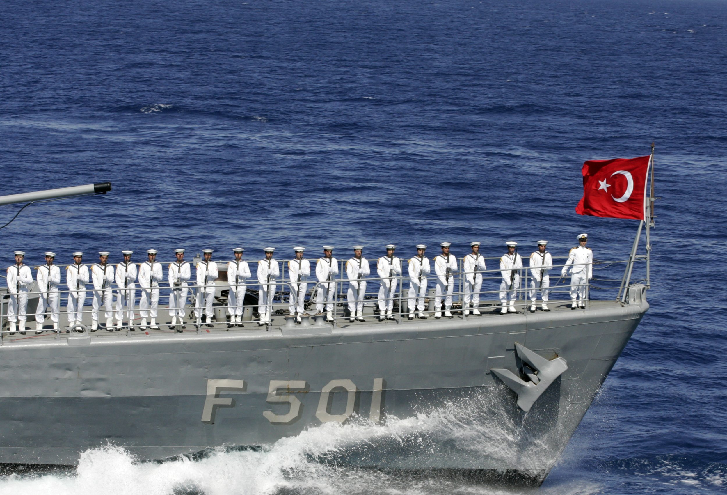 Times για Τουρκία: «Εξαφανίστηκαν» 14 πλοία του πολεμικού ναυτικού