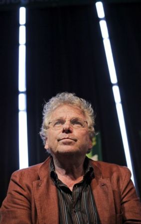 Ντανιέλ Κον-Μπεντίτ: «Η τρόικα πρέπει να καταργηθεί»