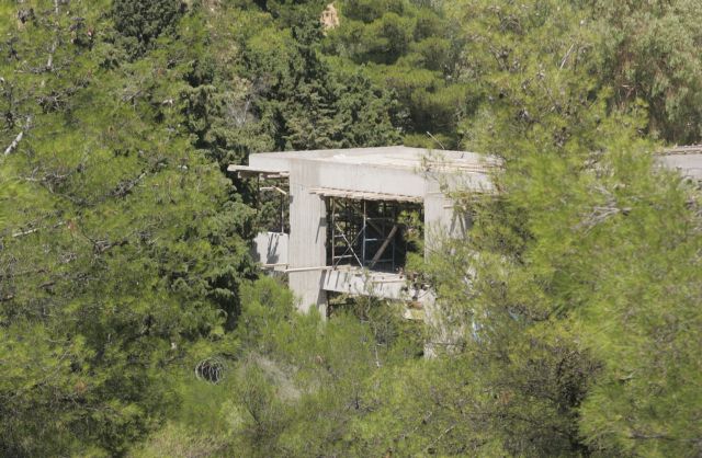 Ανεστάλη η έκδοση οικοδομικών αδειών στον Υμηττό