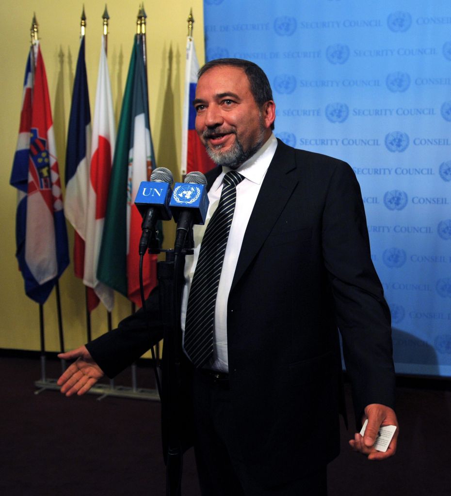 Ο Νετανιάχου βάζει στο υπ. Αμυνας τον Αβιγκτντορ Λίμπερμαν