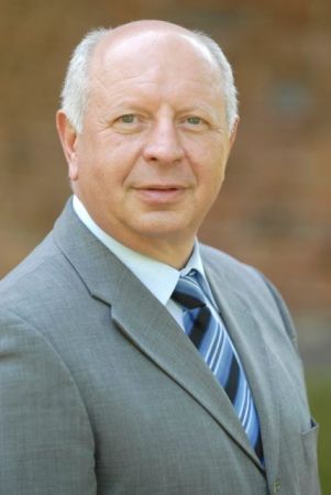 «Ξεχάστε τις εκλογές, τρέξτε για την αξιολόγηση»