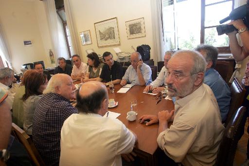 <b>Ανακάλεσε τελικά την παραίτησή του ο Αλέκος Αλαβάνος</b>