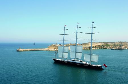 Τα ελληνικά superyachts