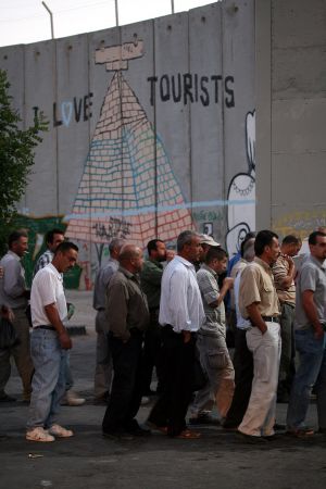 Συμμαχία ελεγκτικών μηχανισμών κατά της «μαύρης» εργασίας