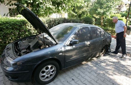 Απόπειρα εμπρησμού οχήματος της ρωσικής πρεσβείας στο Ν.Ψυχικό