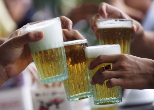 Δύο ποτά την ημέρα αυξάνουν την πιθανότητα για καρκίνο
