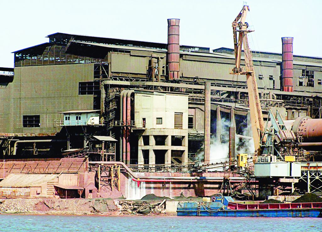 Εκπνέει το τελεσίγραφο της Κομισιόν για τη ΛΑΡΚΟ