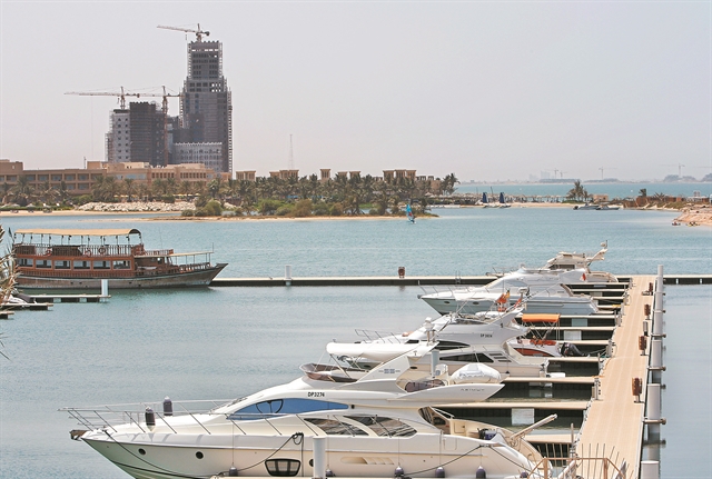 Οι «ελληνικές» offshore και το άβατο των Εμιράτων