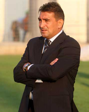 Ο πρόεδρος του Πανθρακικού δηλώνει ότι ο Ντουμιτρέσκου «προσέλαβε τα ήθη της ομάδας μας»