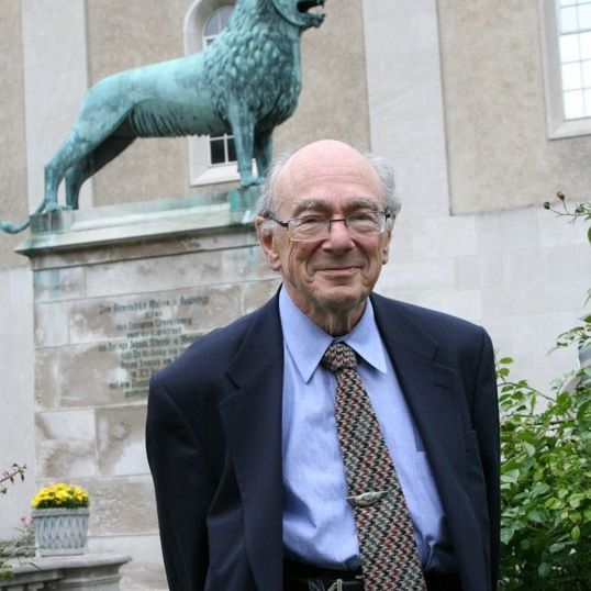 Πέθανε ο διακεκριμένος ιστορικός και διανοούμενος, Στάνλεϊ Χόφμαν