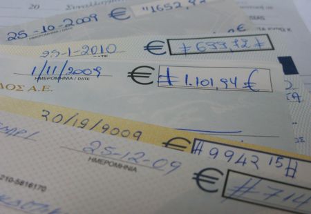 Αύξηση ακάλυπτων επιταγών και απλήρωτων συναλλαγματικών