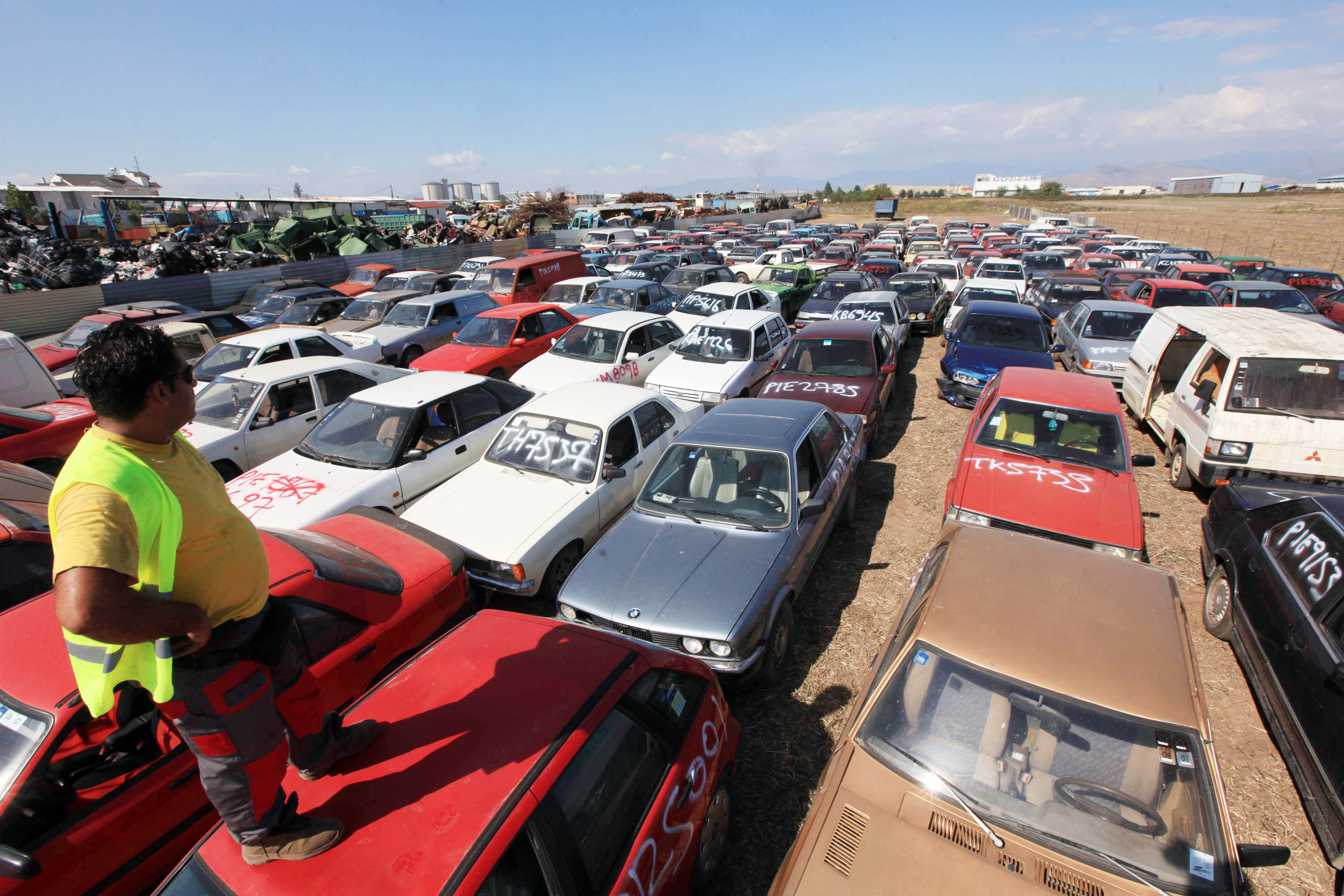 1.143.034 οχήματα τέθηκαν σε ακινησία από το 2009 έως το 2013