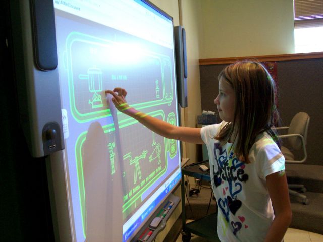 Τα ελληνικά σχολεία μπαίνουν στη ψηφιακή εποχή