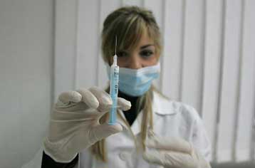 Περισσότερες προσλήψεις γιατρών για τη νέα γρίπη ανακοίνωσε το υπουργείο Υγείας