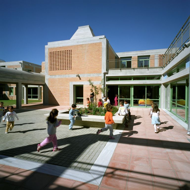 Ωραιόκαστρο: Ακροδεξιό παραλήρημα κατά της φοίτησης προσφυγόπουλων