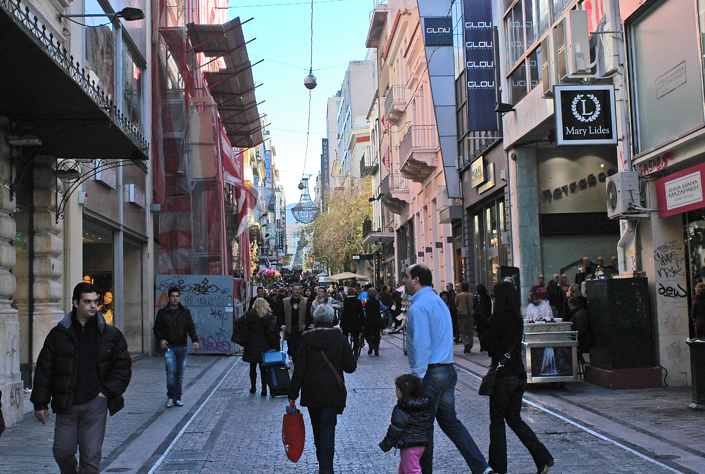 Κάπα Research: Πόσο άλλαξε η κρίση τη ζωή και τις αντιλήψεις των Ελλήνων