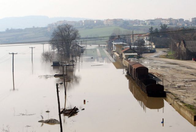Στο κόκκινο η στάθμη του Έβρου – Συναγερμός στις υπηρεσίες