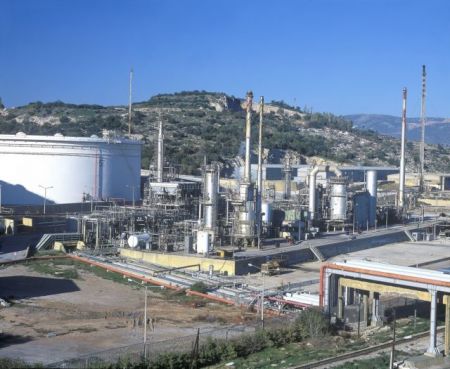 Εκτός λειτουργίας η μονάδα των ΕΛΛΠΕ στην Ελευσίνα