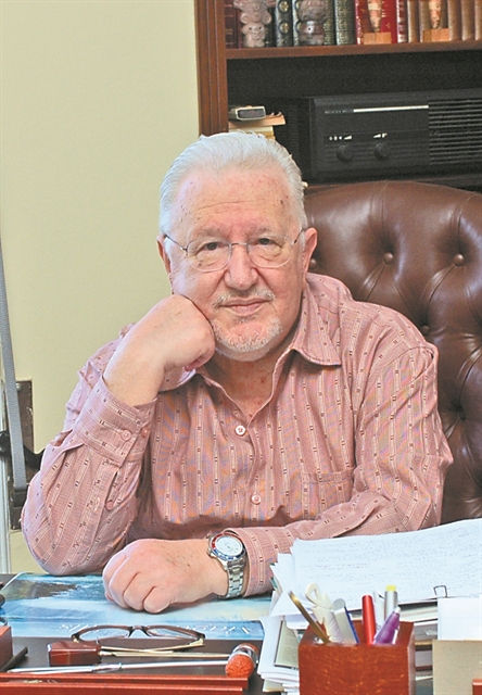 Εβαλε την ψυχοθεραπεία στα ελληνικά σπίτια