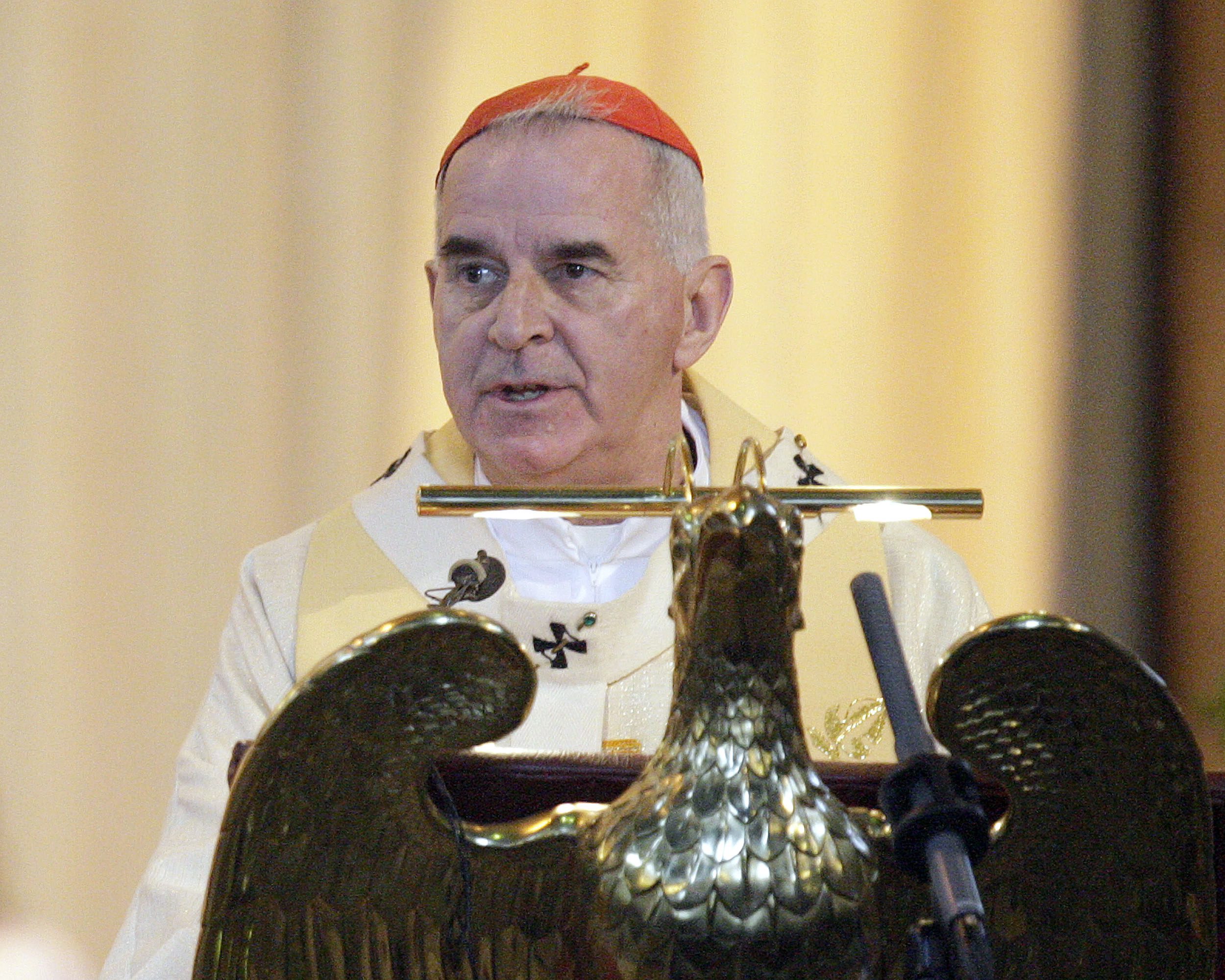 Νέος πονοκέφαλος στο Βατικανό η παραίτηση του καρδινάλιου Σκοτίας