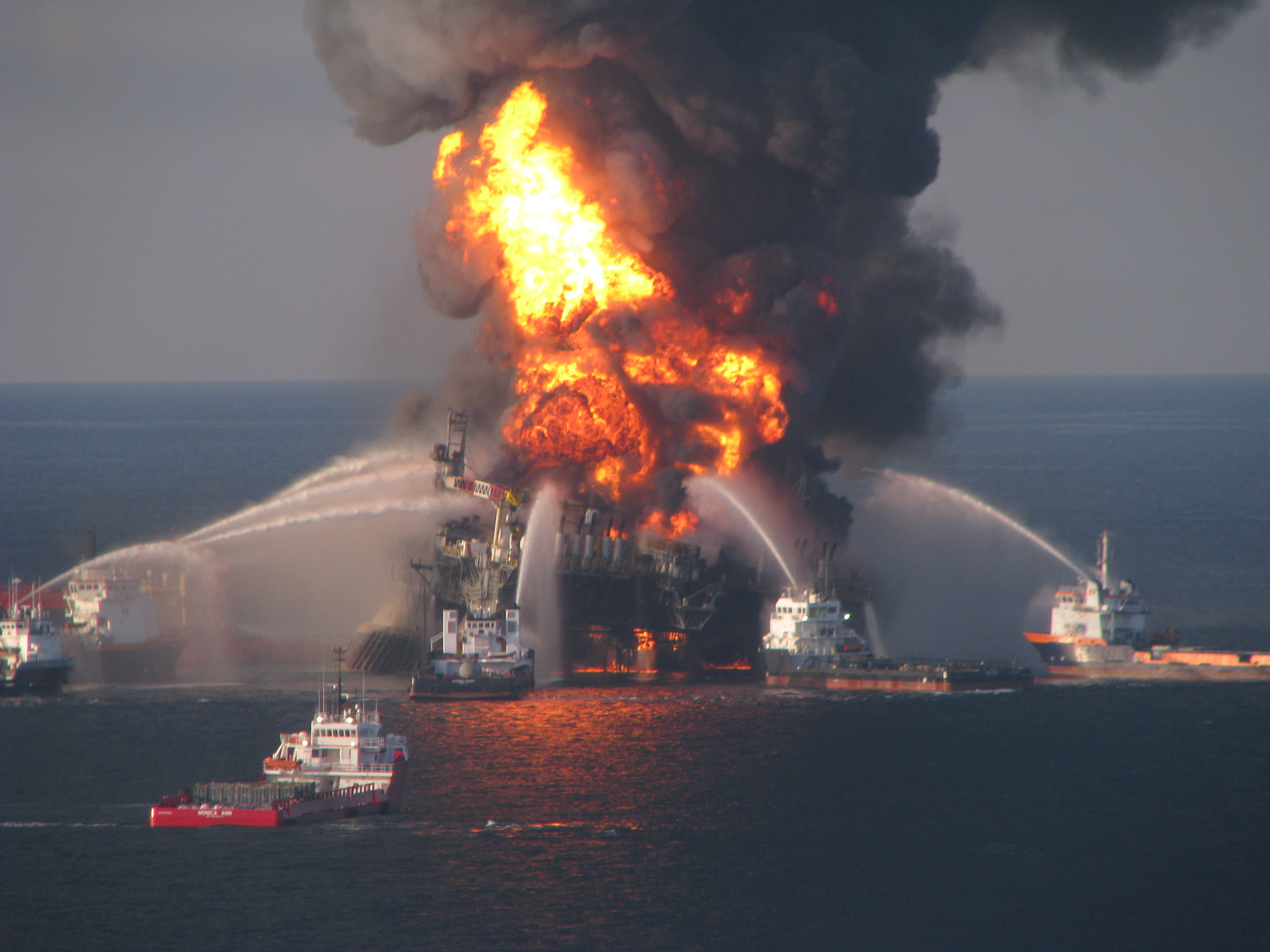 ΗΠΑ: Πρόστιμο-ρεκόρ 4,5 δισ. δολάρια θα πληρώσει η BP