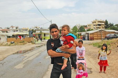 Επιταχύνονται οι διαδικασίες για τη βελτίωση των συνθηκών ζωής των Ρομά