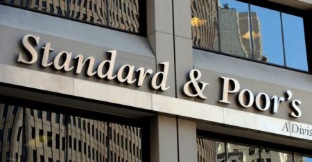 Standard & Poor’s to issue positive report for Greece