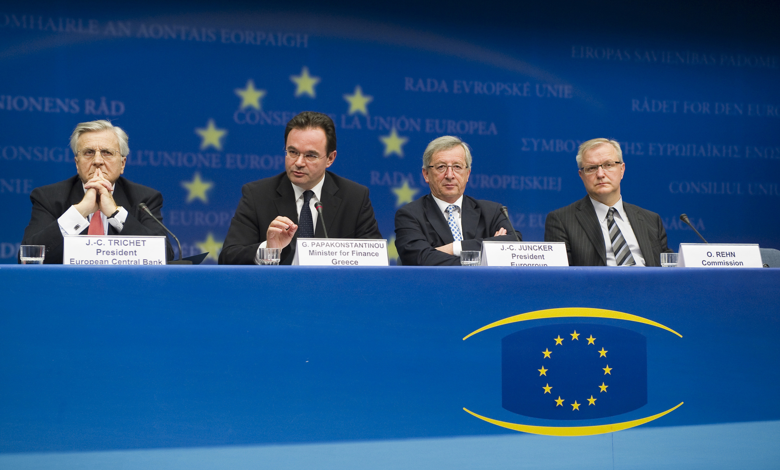 <b>Eurogroup</b>110 δισ. ευρώ η βοήθεια για τρία χρόνια προς την Ελλάδα – 30 δισ. το 2010