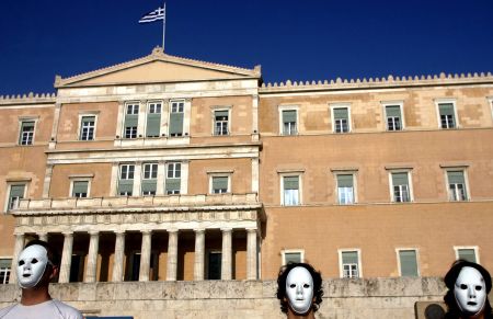 Παραιτήθηκαν τρεις Γενικοί Γραμματείς για να πάρουν μέρος στις εκλογές