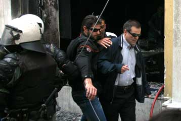 <b>Ανδρέας Βγενόπουλος</b>Το κατάστημα της Marfin «δεν θα ξαναλειτουργήσει ποτέ»