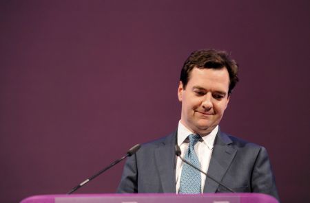 Βρετανία: Παραμένει υπουργός ο Τζορτζ Όσμπορν