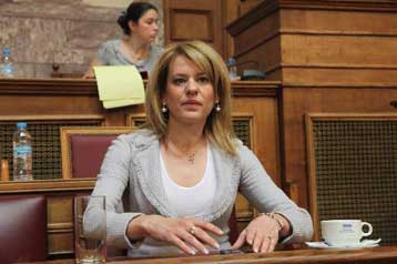 Διαψεύδει η Θ.Τζάκρη δημοσίευμα περί παρέμβασής της για διορισμούς συγγενών της | tovima.gr