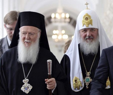 Παροξυσμός στη Μόσχα κατά του Οικουμενικού Πατριάρχη